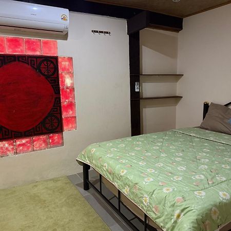A Pousada Cozy Nest Cnx Chiang Mai Exterior foto